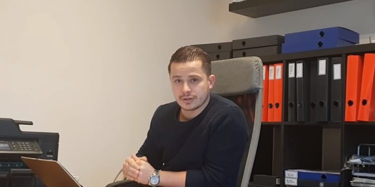 Dziennikarz TVN odwiedził obóz w Oświęcimiu. „Nie potrafię tego pojąć”