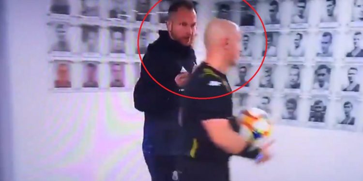 Sędzia Szymon Marciniak mistrzem ciętej riposty [WIDEO]