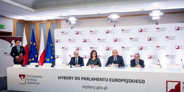 Wybory do PE: Odnotowano pierwszy incydent [WIDEO]