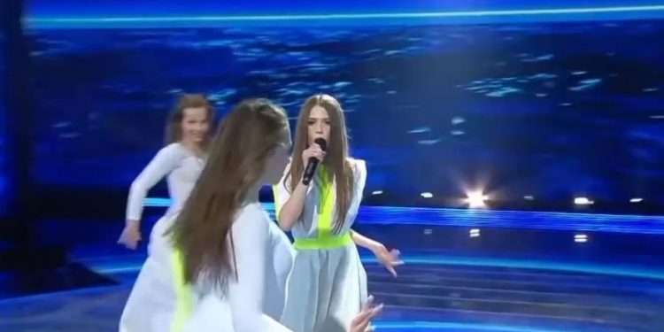 Roksana Węgiel na zdjęciu z prezydentem. Fala hejtu