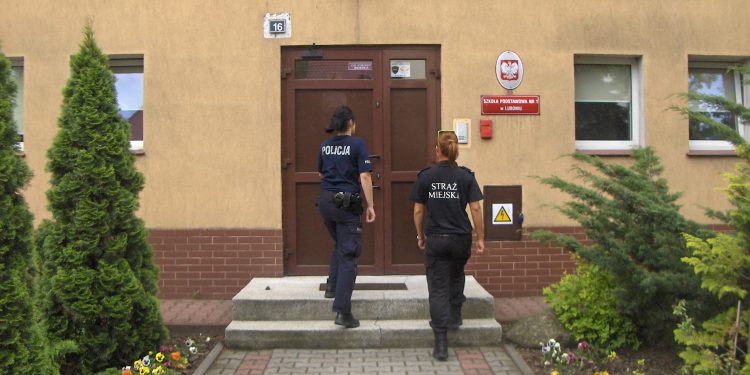 Strażniczki miejskie poniżały pijanych mieszkańców. Same to nagrywały