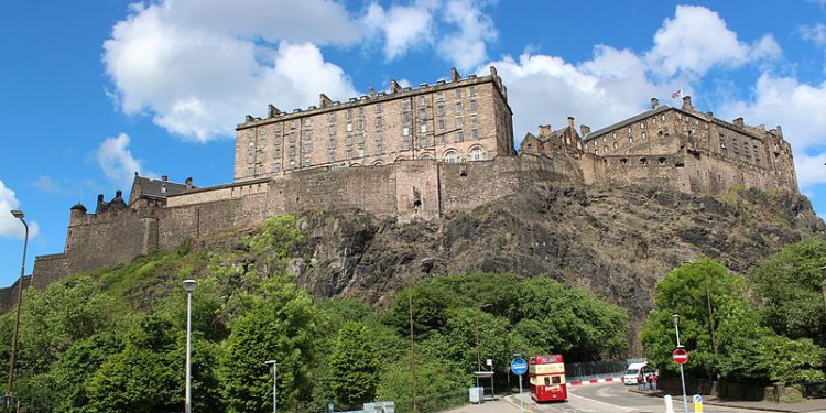 Zabójstwo w Edynburgu. Turyści patrzyli na śmierć