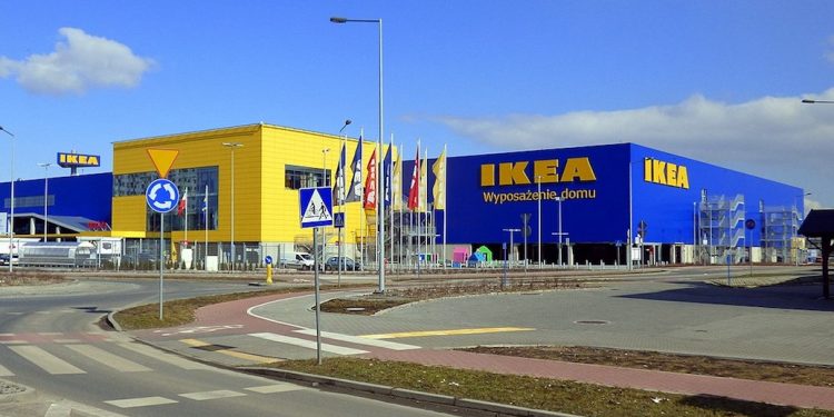 IKEA wydała oświadczenie w sprawie zwolnionego pracownika. „Nie poglądy stanowiły problem”