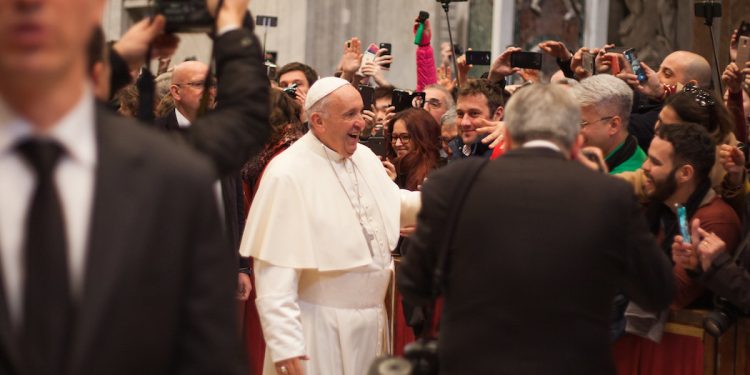 Papież Franciszek przeprosił muzułmanów. Za agresję ze strony chrześcijan