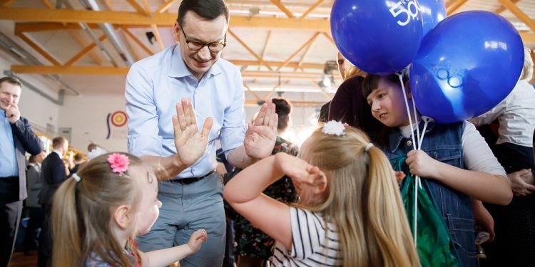 500+ na pierwsze dziecko. Kiedy składać wniosek?