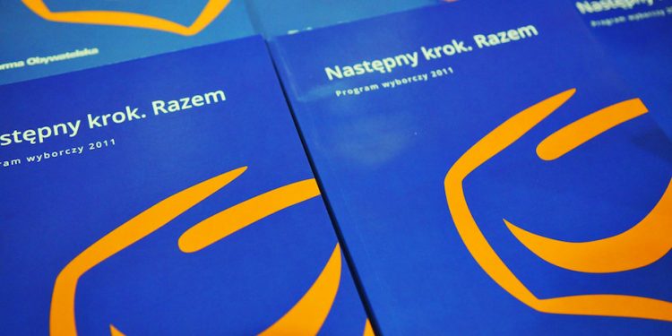 Wpis polityk PO zniesmaczył internautów. Kaczyńskiemu życzyła… „seksu z Rydzykiem”