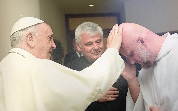 O. Adam Szustak dotarł do Rzymu. Zamieścił zdjęcie z papieżem Franciszkiem