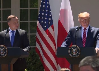 Andrzej Duda przywitany przed Białym Domem w niecodzienny sposób