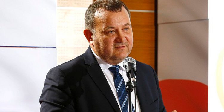 Gawłowski zamieścił mapę. Wybuchła burza