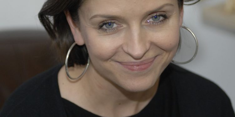 Joanna Mucha nie wytrzymała. Stanęła w obronie księdza