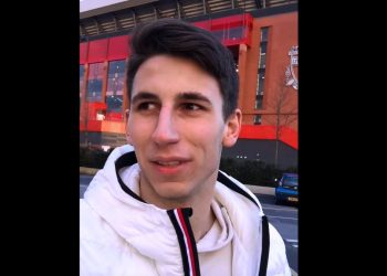 Kamil Grabara i jego stylówka. Tak nasz bramkarz udzielał wywiadu