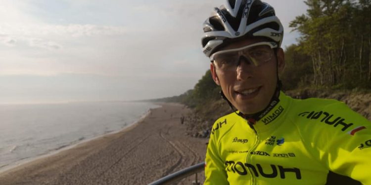 Polski kolarz Karol Domagalski walczy o życie. Miał wypadek