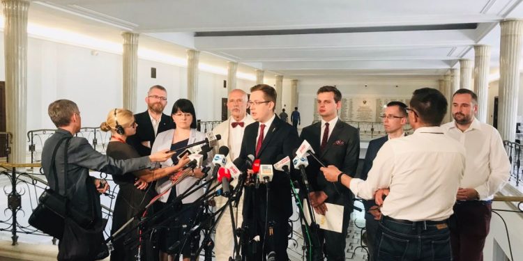 Konfederacja straci dwóch liderów? Nowe informacje