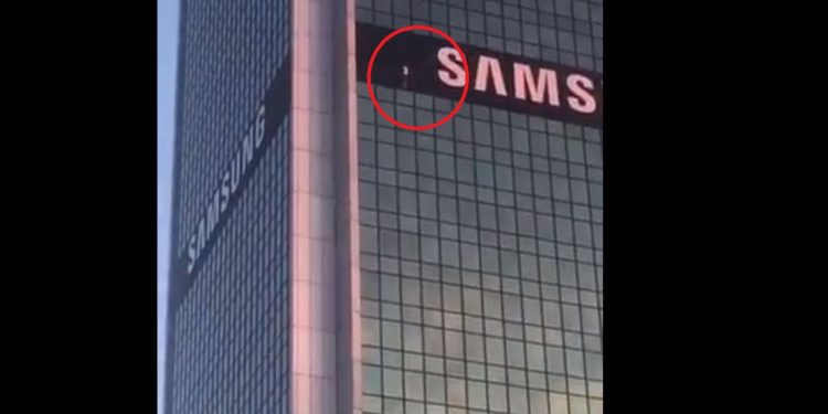 Wspiął się na hotel Marriott w Warszawie. Kim jest ten człowiek?