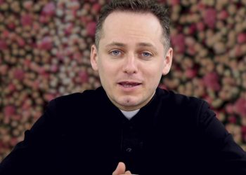 Ks. Michał Misiak ekskomunikowany. Jezuici podejmują post