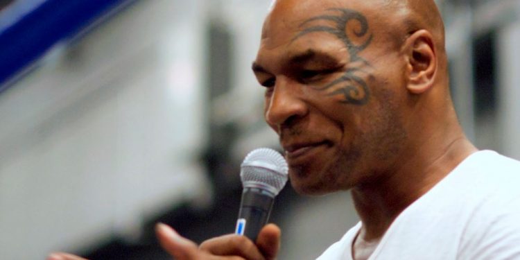 Mike Tyson w Warszawie. Przy okazji chce poznać historię Polski