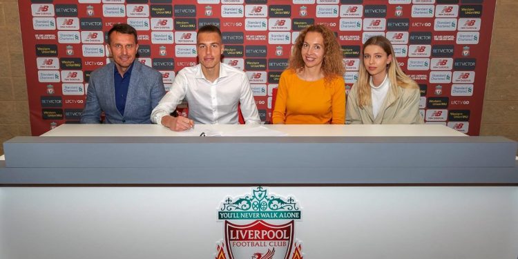 Boniek skrytykował transfer Polaka do Liverpoolu