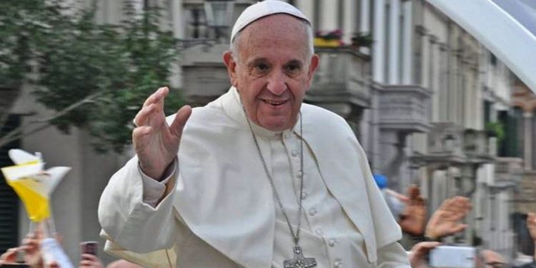 Tak wygląda nowy tekst „Ojcze nasz”. Papież zatwierdził zmiany