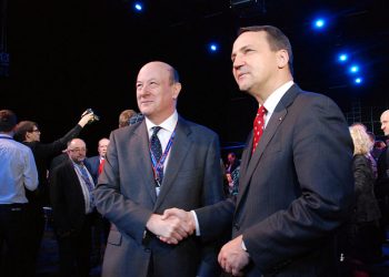 Rostowski: „Dlaczego PiS daje gotówkę? Nie z serca”