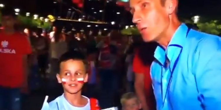 Wpadka na żywo w TVN. Zabawna sytuacja po meczu Polska-Izrael