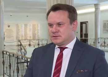 Ojciec Dominika Tarczyńskiego zaatakowany