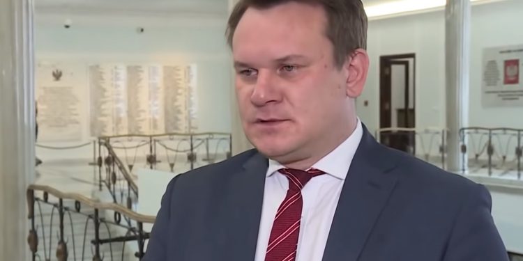 Ojciec Dominika Tarczyńskiego zaatakowany