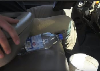 Butelka z wodą w samochodzie wywoła pożar! [WIDEO]