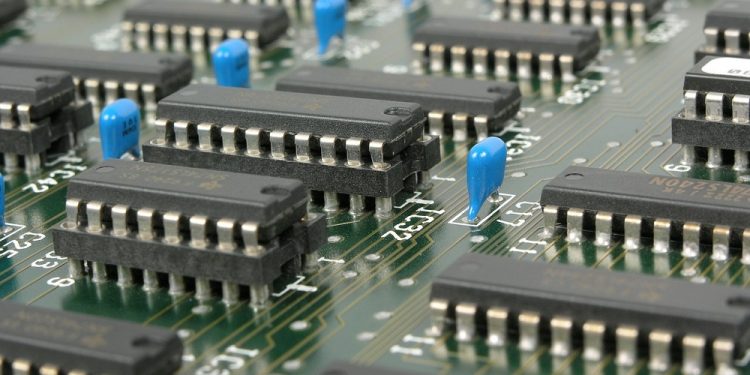 Polacy zbudują superkomputer. Będzie jednym z najszybszych na świecie