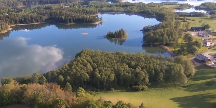 Odkrycie z UMK: Unikalny krajobraz w rejonie Suwałk powstał przez gigantyczną powódź