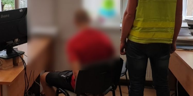 Chciał okraść sklep, ale przez pomyłkę włamał się na teren komisariatu. Zauważył go dyżurny