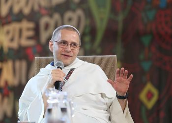 „Kaczyński rzeczywistym prymasem Polski”. Zdumiewająca opinia duchownego