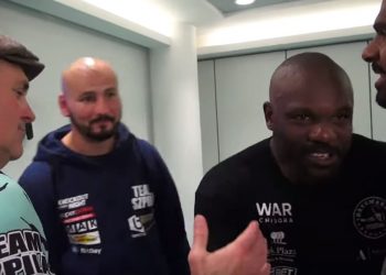 Artur Szpilka i Derek Chisora spotkali się po walce [WIDEO]