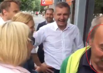 Bartosz Arłukowicz spotkał się z wyborcą. „Niech pan mnie nie denerwuje”