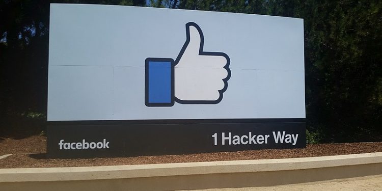 Współzałożyciel Apple radzi usunąć konto na Facebook. „Tego nie da się zatrzymać!”