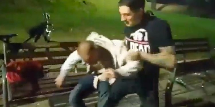 Polski youtuber pobił pijanego mężczyznę. Film trafił do sieci [WIDEO]