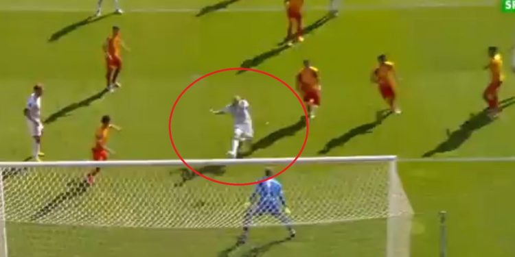 Legia Warszawa wygrywa z Koroną! Gol w ostatniej minucie