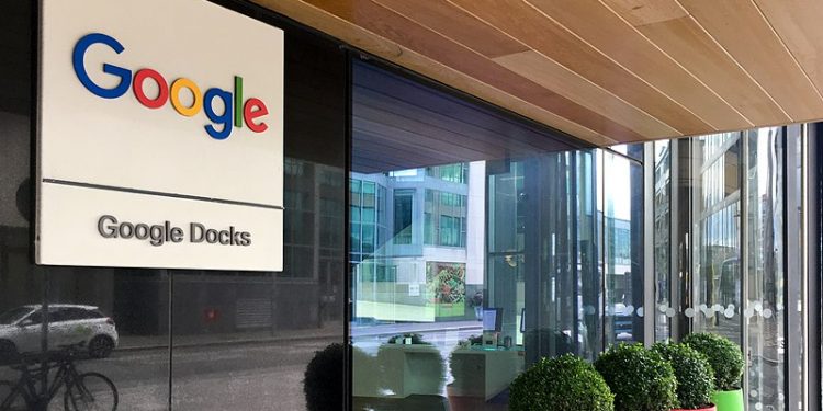 Google Home podsłuchuje użytkowników? Firma potwierdza