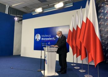 Znamy jedynki PiS na listach wyborczych. Przedstawił je Kaczyński