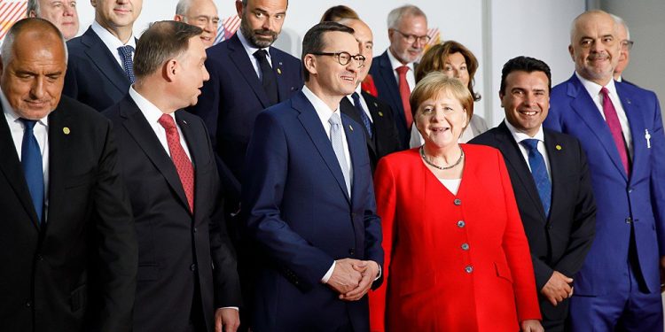 Merkel chwali Polskę: „Wspaniali doradcy”