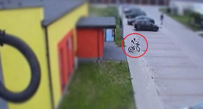 Bartoszyce: Dziewczynka dała nieznajomemu plik banknotów