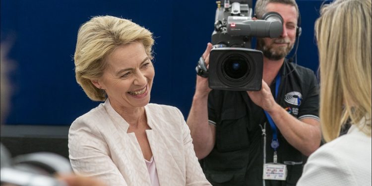 ursula von der leyen ke