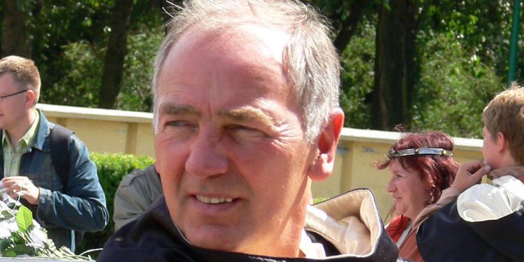 72-letni Karol Strasburger wziął ślub. Jego wybranka jest młodsza o 37 lat [FOTO]