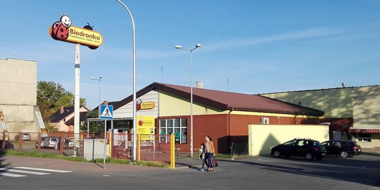 Gigantyczna wyprzedaż w Biedronce. Towary tańsze nawet o 70 procent!