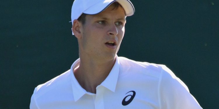 Ogromny sukces Polaka. Hubert Hurkacz wygrał pierwszy turniej w karierze