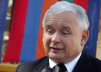 Konfederacja w Sejmie, Kukiz i PSL poza. Miażdżąca przewaga PiS w najnowszym sondażu