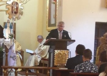 Polityk PiS na… kościelnej ambonie. Ostre komentarze internautów. „Polski Kościół 2019”