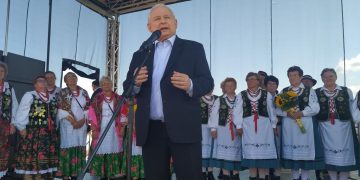 Kaczyński: „Przyjdzie taki dzień, że zmienimy konstytucję”