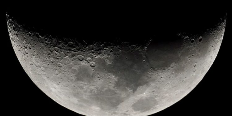 Chińczycy odkryli nieznaną substancję na Księżycu