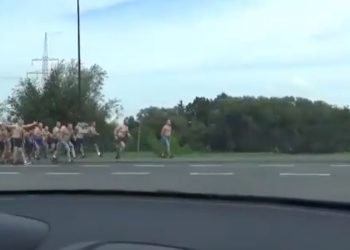 Ustawka pseudokibiców w Kędzierzynie-Koźlu. Dantejskie sceny [WIDEO]