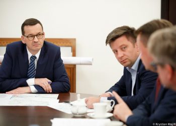 Awaria oczyszczalni Czajka. Morawiecki zapowiedział budowę rurociągu